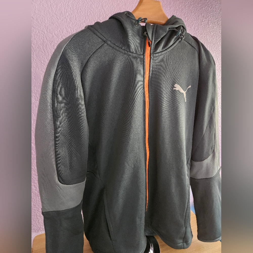 Puma Evostripe Logo FullZip Hoodie Mens Size M  Casual Athletic Outerwear  Green